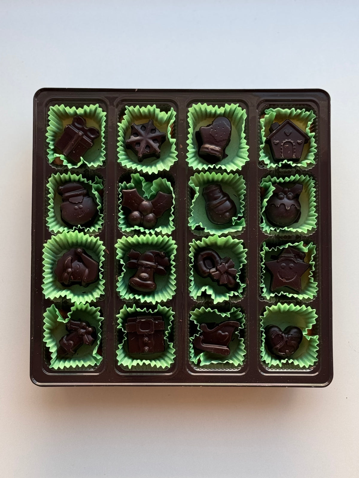 16 PC Advent Calendar with Holiday Solid Chocolates